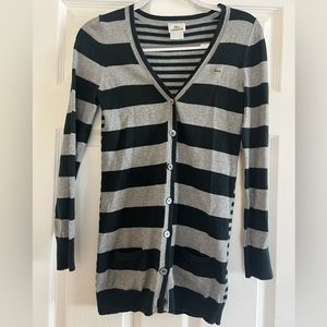 Women’s Lacoste cardigan sz 34